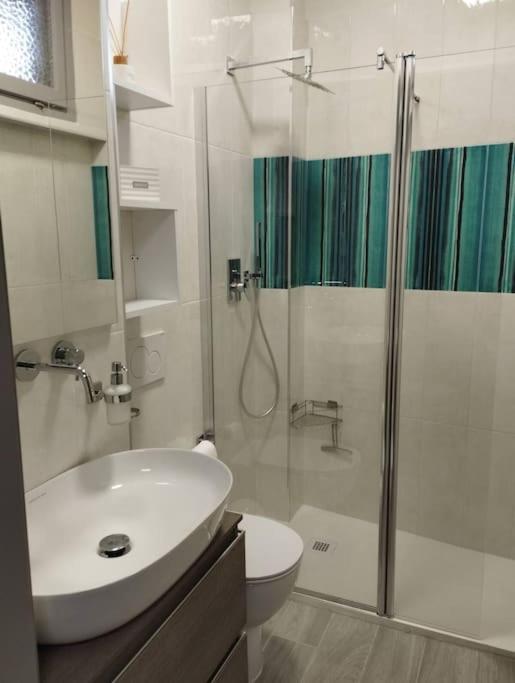 Apartment Letizia Vista Mare-wi-fi-box Auto Incluso Sanremo