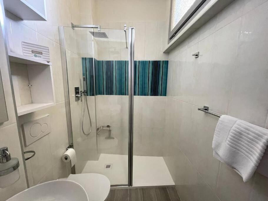 Letizia Vista Mare-wi-fi-box Auto Incluso Apartment *