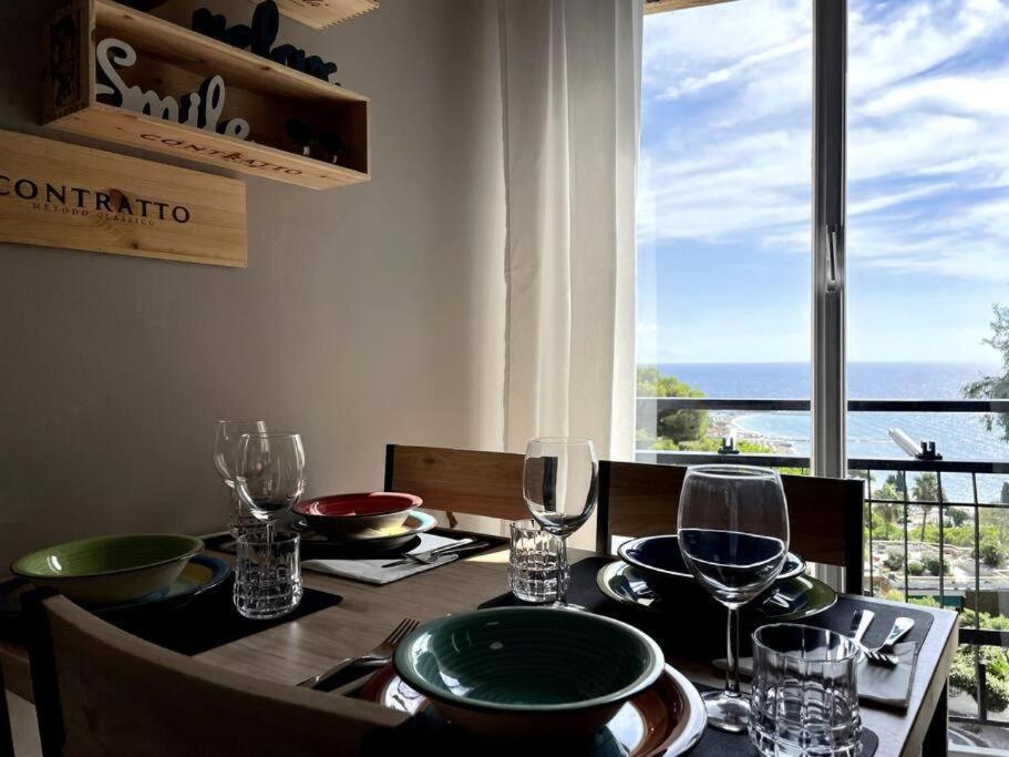 Apartment Letizia Vista Mare-wi-fi-box Auto Incluso